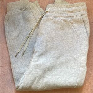 Lululemon Cropped Gray Sweatpants
